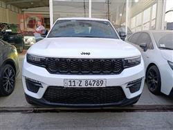 جیپ گراند شیرۆکی